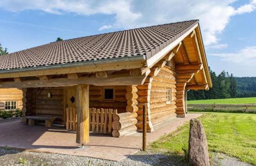 Glatten Casa | Blockhaus Almhütte Hofblick