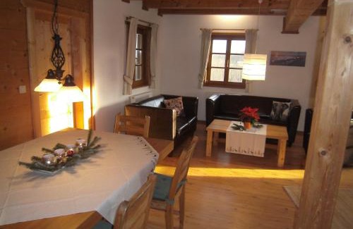 Breitenfeld an der Rittschein Apartamento | Blockhaus Familie Raidl