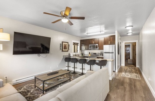West Yellowstone Apartamento | Blocks from the National Park- Yellowstone Hideaway Unit A