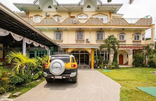 Meycauayan Casa | Blooming 3 bedrooms for 7, infant, pet