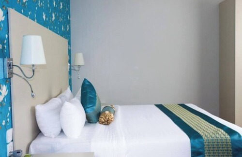 Naivasha Hotel | BLOOMING SUITES
