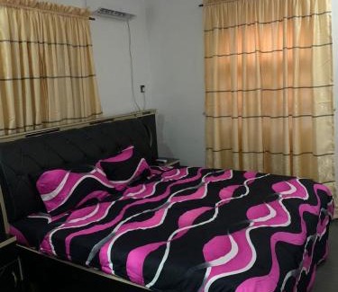 Benin City Apartamento | Blossom Apartment