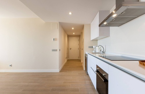 Benalmadena Apartamento | Blossom - Modern 2 bedroom apartment within walking distance to Benalmadena Pueblo