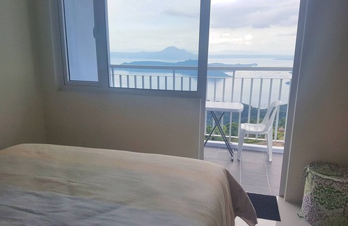 Tagaytay Hotel | Blowing In The Wind Tagaytay
