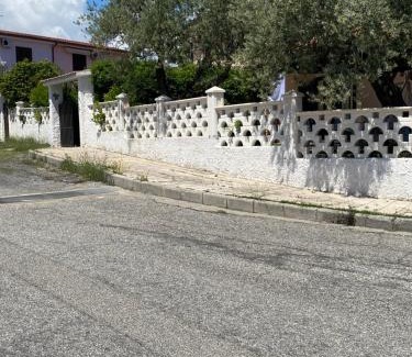 Roseto Capo Spulico Cama Y Desayuno | Blu Mare di Irma