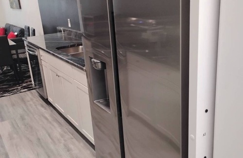 Nacogdoches Apartamento | Blue 202, 2 mins to SFA apt center NAC city, 2br2baths3beds+sofa-bed