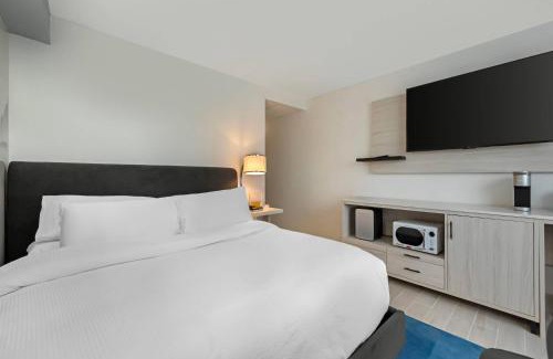 West Springfield Hotel | Blue - A Modern Hotel, an Ascend Collection Hotel