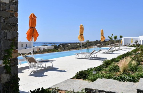Santa Maria Hotel | Blue Amaryllis Villas