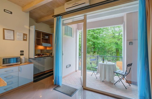 Desenzano del Garda Apartamento | Blue Apartment Desenzano With Wifi