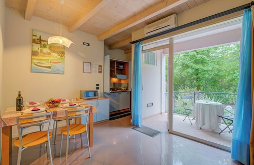 Desenzano del Garda Apartamento | Blue Apartment Desenzano With Wifi