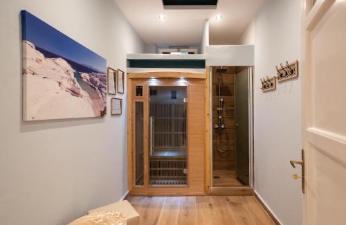Athens Apartamento | Blue Ark Lavish Sauna Suite