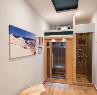 Athens Apartamento | Blue Ark Lavish Sauna Suite