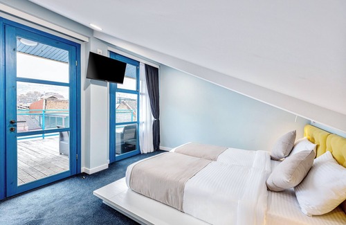 Tbilisi City Centre Hotel | Blue Balcony Hotel