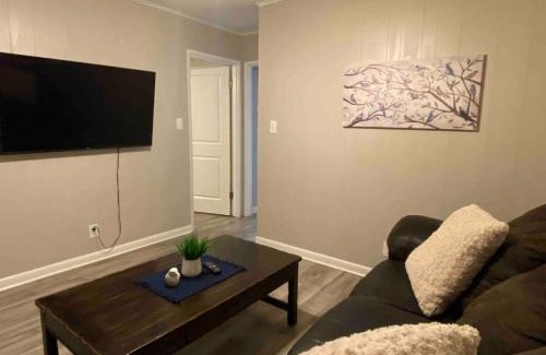 Bandera Casa | Blue Bird Cottage