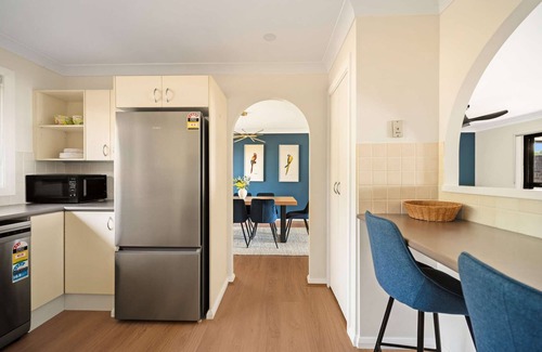 Terrigal Casa | “Blue Bird” – Oceanview, Spa & Games Room
