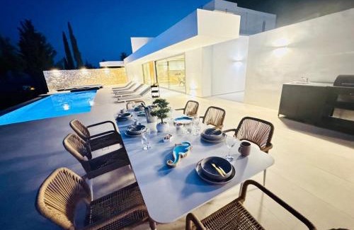 Ellomenos Villa | Blue Breeze Villa