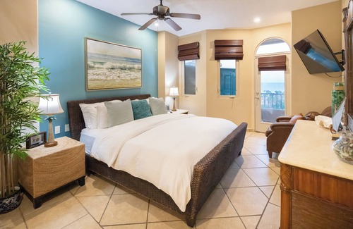 Sandy Beach Complejo | Blue bungalow