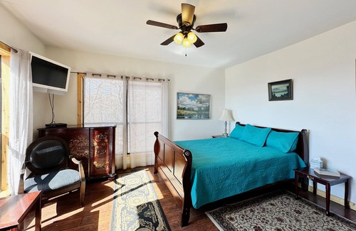 Edgemont Cabina | Blue Clouds RV & Cabins Resort