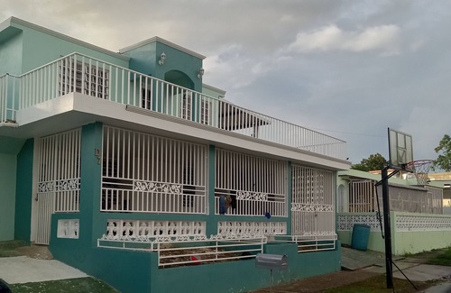 Pajaros Apartamento | Blue Coral Bayamón Peaceful place in the City, Family and pet friendly