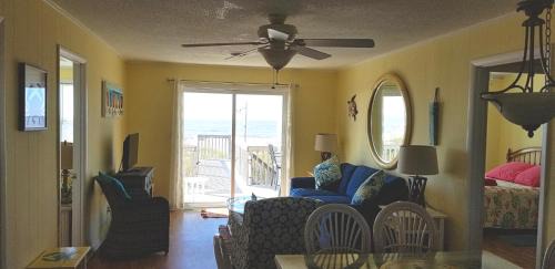 Caswell Beach Casa | Blue Crab Cove