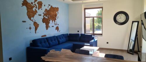 Augustow Apartamento | Blue Door Apartment