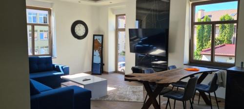 Augustow Apartamento | Blue Door Apartment