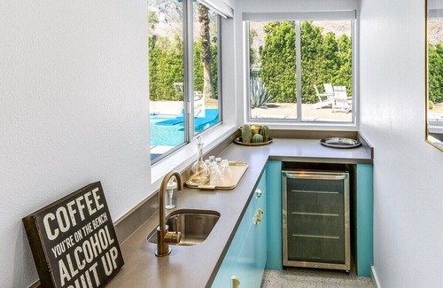 Indian Canyon Casa | Blue Door at Indian Canyons – Mid-Century Retreat with Pool, Spa, Golf Course and Mountain Views
