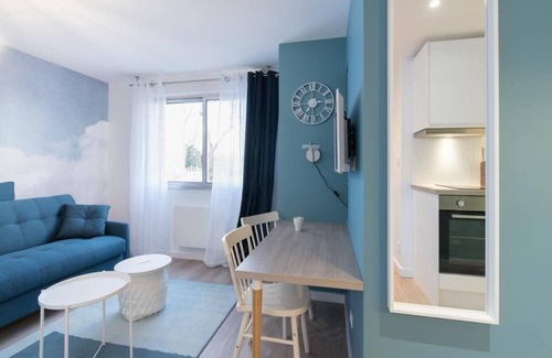 Croix Luizet Apartamento | "Blue Dream", a beautiful 2-star studio apartment opposite La Doua/Insa