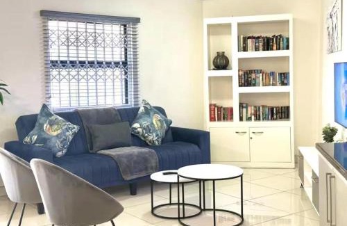 Umhlanga Ridge Casa | Blue Escape 2 Bed Apartment in Umhlanga with Complex Rooftop Braai & Pool