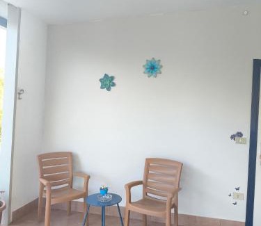 Scordia Cama Y Desayuno | Blue Flowers Room