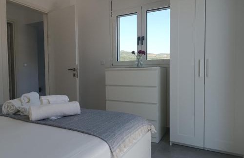 Neratzia Apartamento | Blue & Green