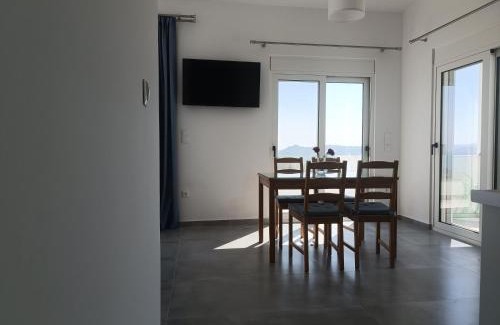 Neratzia Apartamento | Blue & Green
