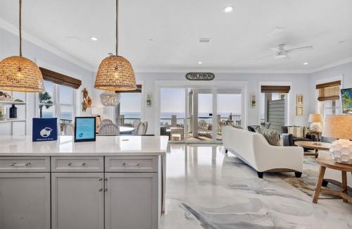 Panama City Beach Casa | Blue Heaven on the Beach Gulf Front Sleeps 20 6 Br Heated Private Pool