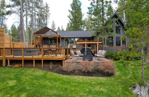 Oregon Water Wonderland Casa | Blue Heron 3