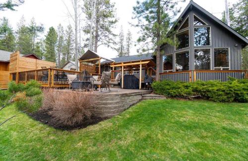 Oregon Water Wonderland Casa | Blue Heron 3