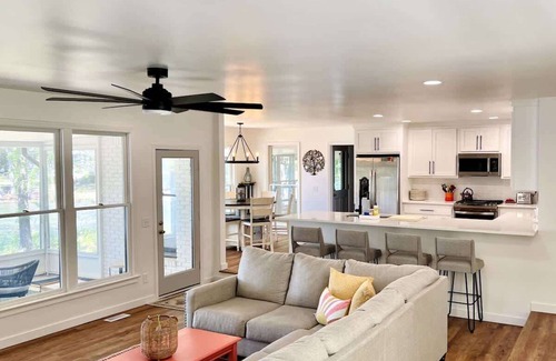 Chapin Casa | Blue Heron Bungalow on Lake Murray, SC