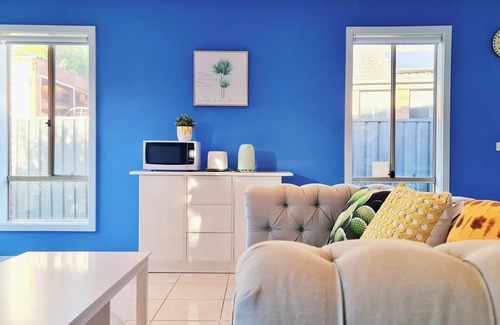 Mernda Casa | Blue Home/Comfy/Peaceful/3B House/Train Station/Parks/Sports