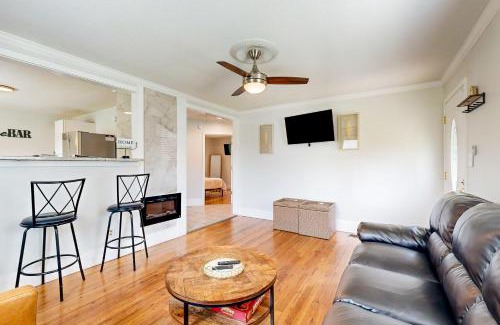 Burlington Casa | Blue Home Lodge