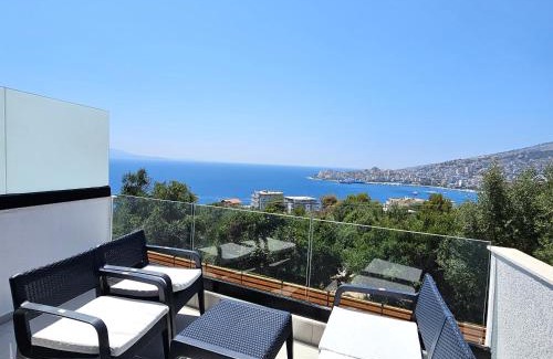Qafe e Gjashtes Apartamento | Blue Horizon And Seaside Serenity