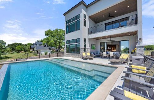 Kingsland Casa | Blue Horizon Retreat with Concierge Services