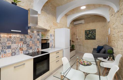 Qormi Casa | Blue Hues Katerina - House of Character
