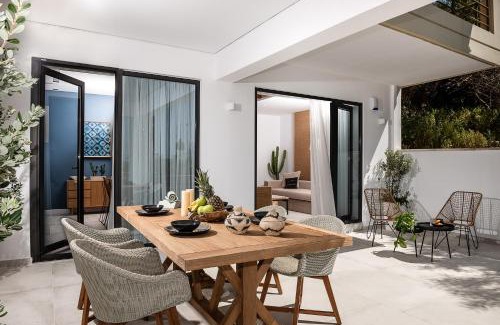 Makrys Tichos Apartamento | Blue Island Luxury Apartment