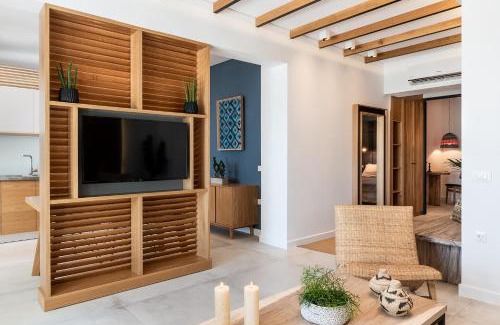 Makrys Tichos Apartamento | Blue Island Luxury Apartment