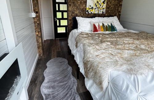 Custer Casa | Blue Jay Outpost