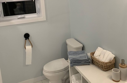 Salem Apartamento | Blue Lagoon | Elora - Pool & Coastal Tinyhome