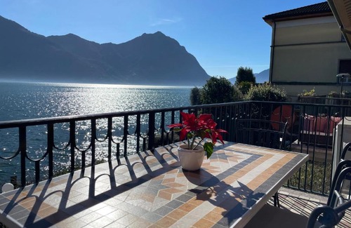 Lovere Apartamento | Blue Lake