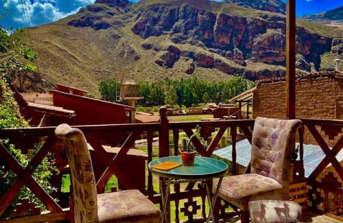 Pisac Casa | Blue Lotus Coca Suite Private Bath and Balcony