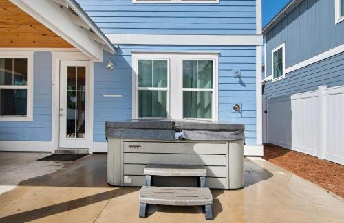 Panama City Beach Casa | Blue Mermaid