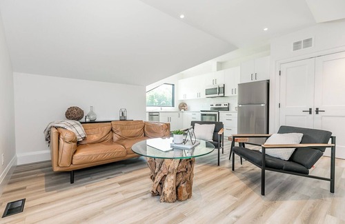 The Blue Mountains Apartamento | Blue Mountain Guest House- 7 minutes to Blue Mountain!