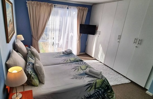 West Beach Casa | Blue Mountain Guest House